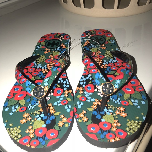 NWT Tory Burch thin flip flop in darling floral - Picture 6 of 7